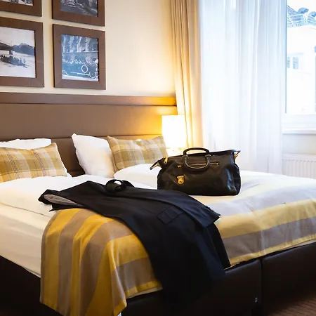 Stadt Hotel 4*