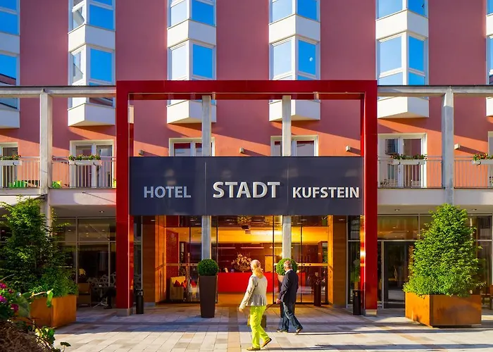 Stadt Hotel 4*